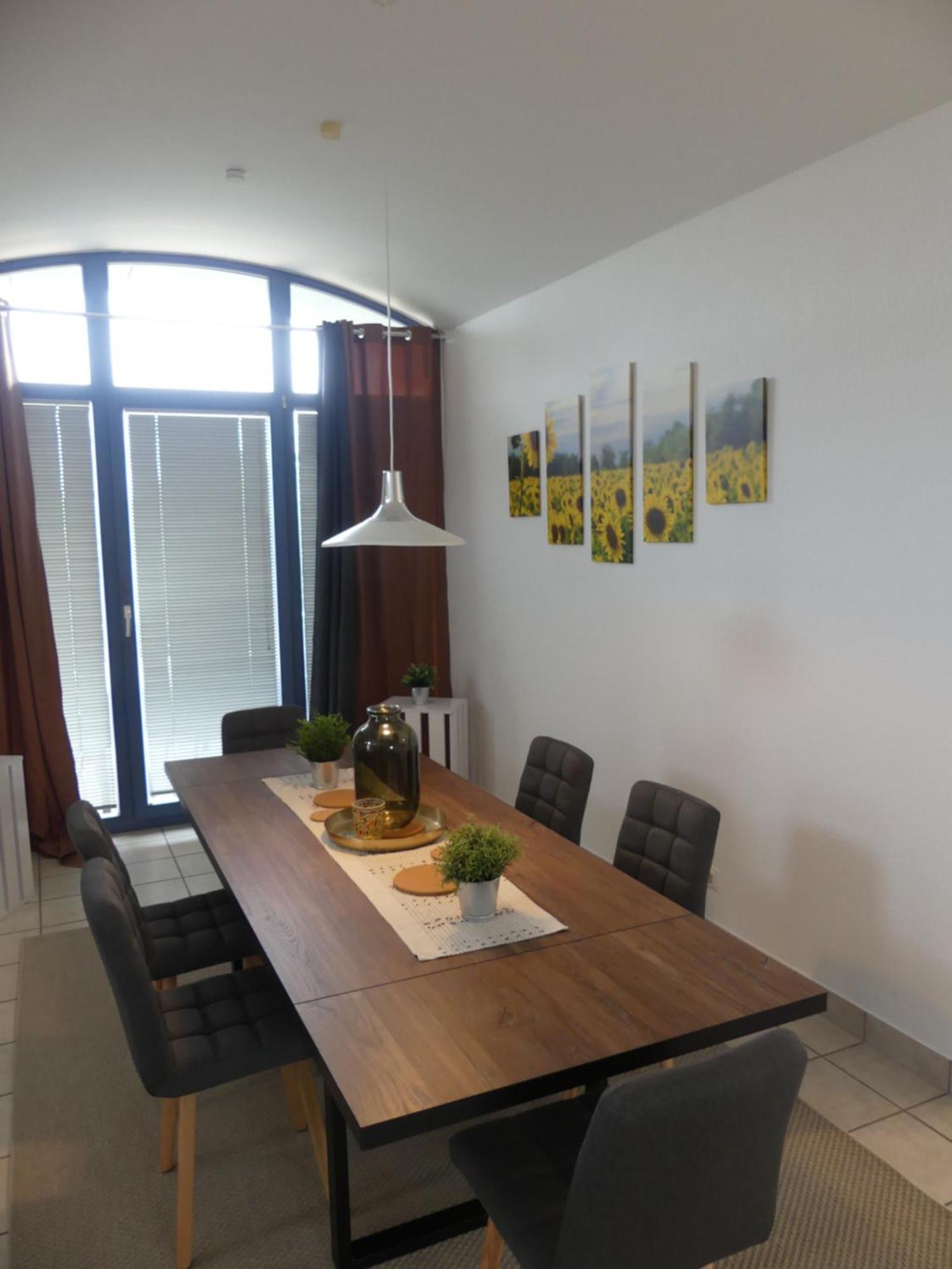 Apartment-Koeln-Bonn, Ihr Zuhause Auf Zeit. เวสเซลลิง ภายนอก รูปภาพ
